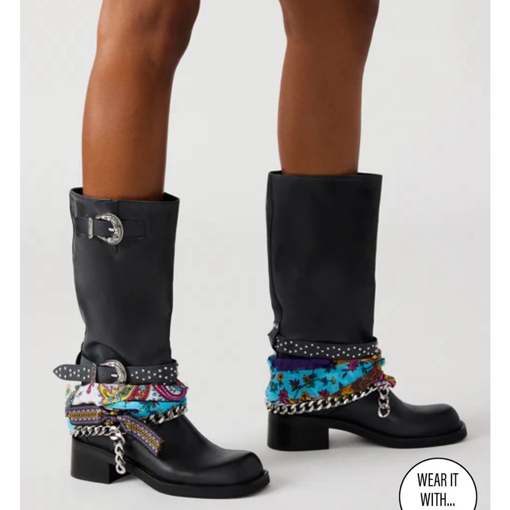 Steve Madden Rebel Black Distressed Moto Boots